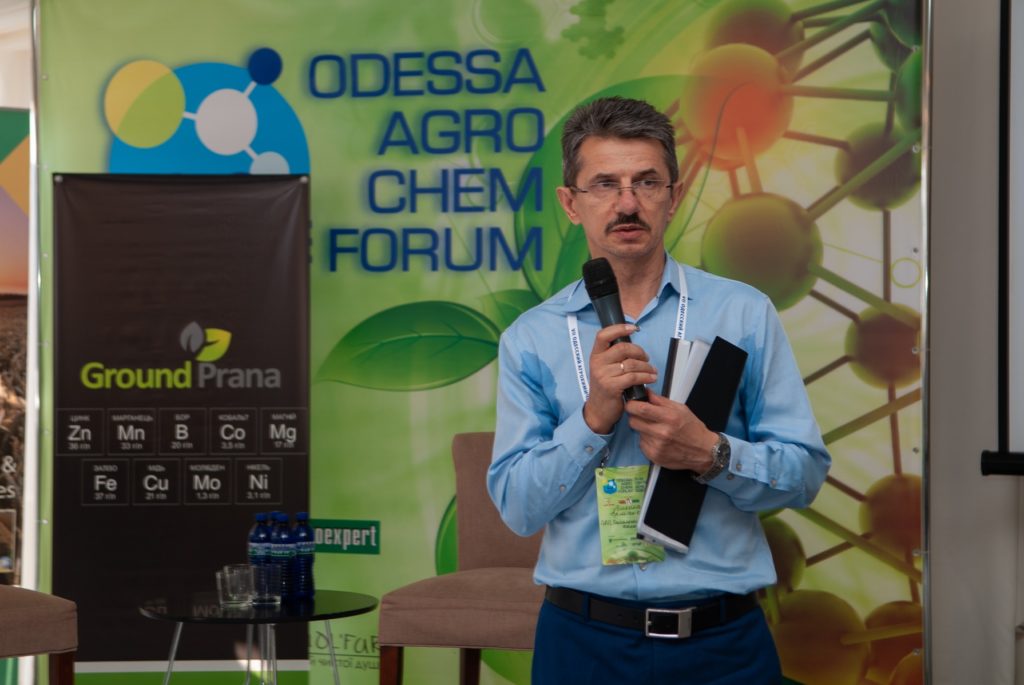 Николай Ермакович — представитель Гомельского химического завода Как вносить?